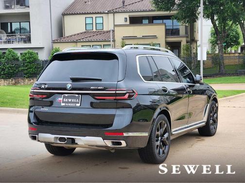 2025 BMW X7 xDrive40i