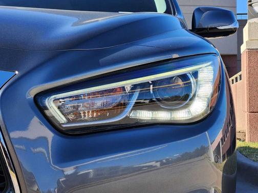 2017 INFINITI QX60 Base