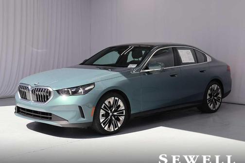 Green Metallic 2026 BMW 530 i