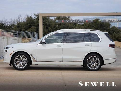 2026 BMW X7 xDrive40i