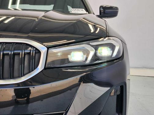 Black Sapphire Metallic 2025 BMW 330 i xDrive