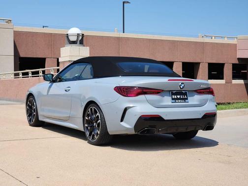 2025 BMW M440 i