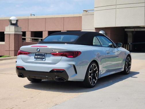 2025 BMW M440 i