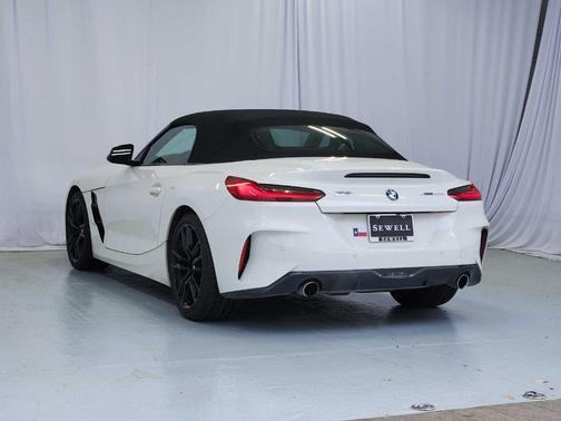 Alpine White 2022 BMW Z4 sDrive30i