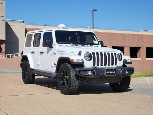 2020 Jeep Wrangler Unlimited Sahara Altitude