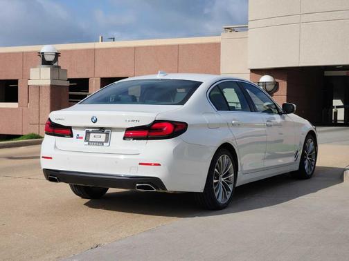 2023 BMW 540 i