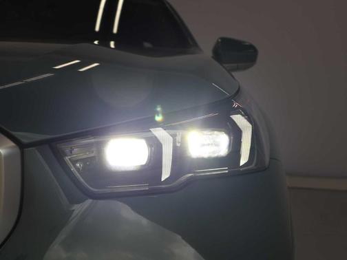 Green Metallic 2025 BMW 530 i