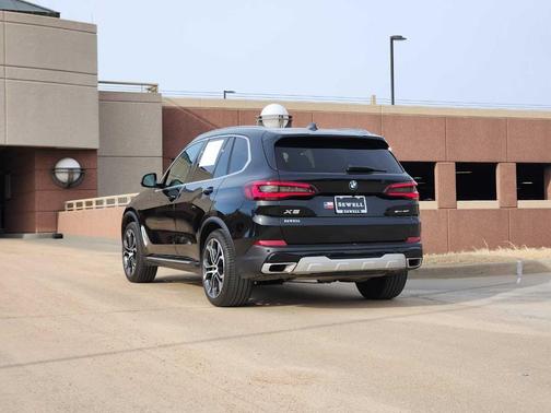 2023 BMW X5 sDrive40i