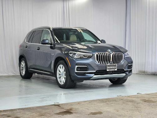 2022 BMW X5 PHEV xDrive45e