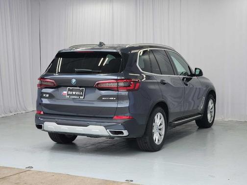 2022 BMW X5 PHEV xDrive45e