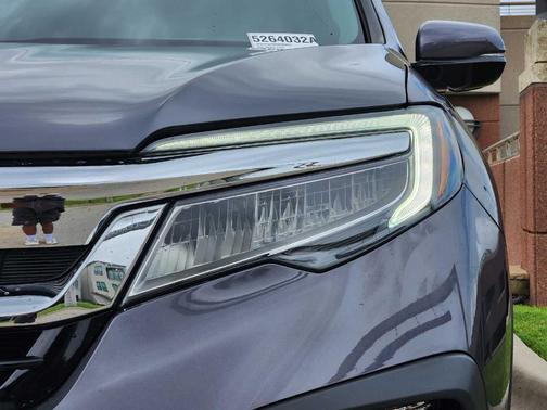 2021 Honda Pilot Touring 8-Passenger