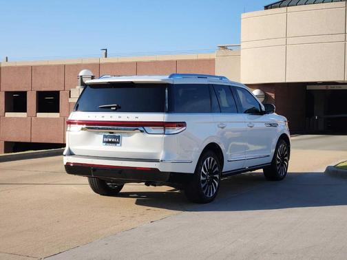 2024 Lincoln Navigator Black Label