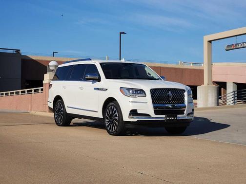 2024 Lincoln Navigator Black Label