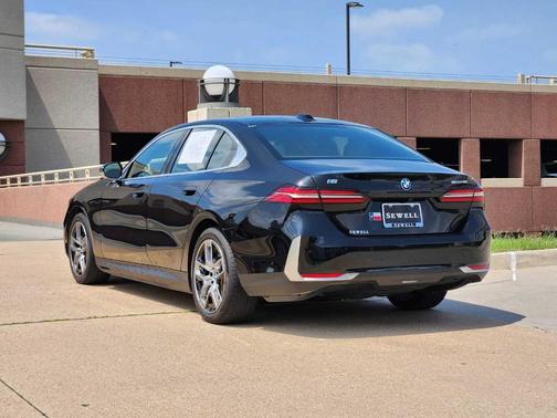 2024 BMW i5 eDrive40