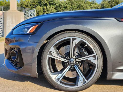 2022 Audi RS 5 2.9T