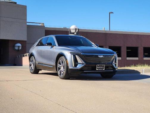 2023 Cadillac LYRIQ Luxury