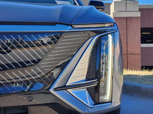 2023 Cadillac LYRIQ Luxury