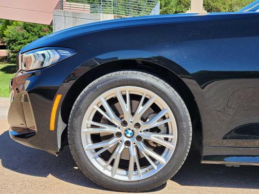 Jet Black 2024 BMW 330 i
