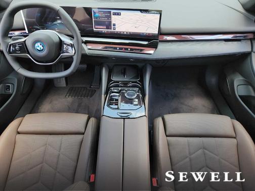 Phytonic Blue Metallic 2026 BMW i5 eDrive40