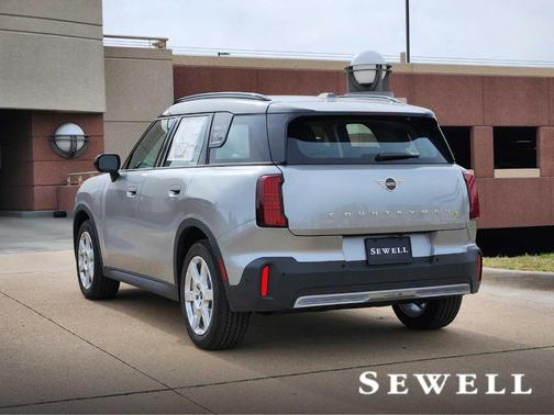 2025 MINI Countryman Base