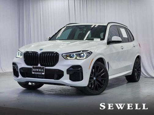 2022 BMW X5 M50i