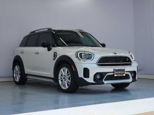 White Metallic 2023 MINI Countryman Cooper S