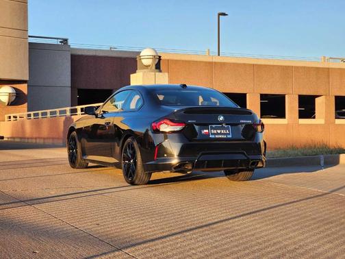 2025 BMW M240 i xDrive