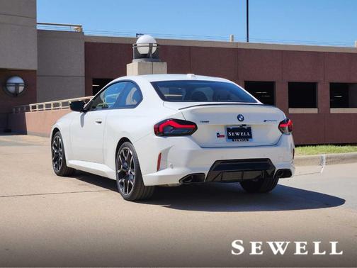 Alpine White 2026 BMW M240 i xDrive