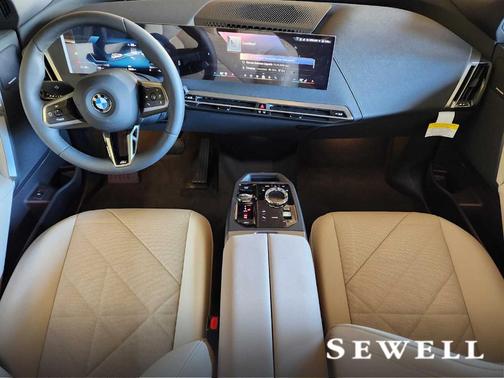2025 BMW iX xDrive50