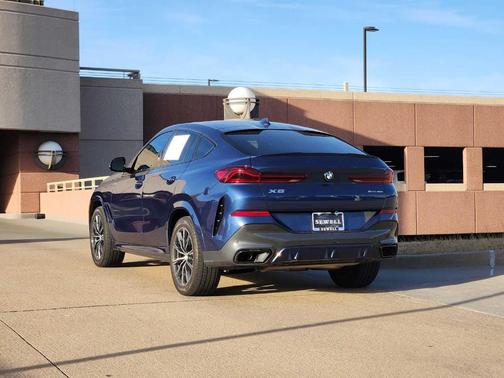 2022 BMW X6 xDrive40i