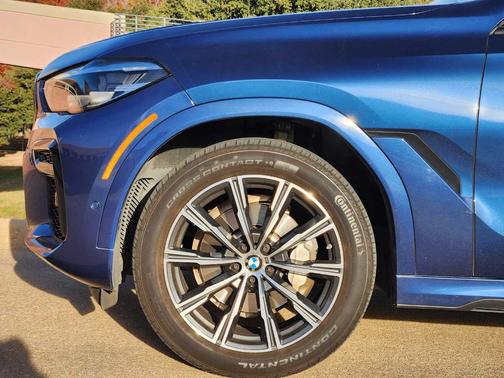 2022 BMW X6 xDrive40i