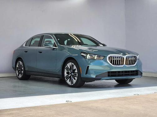 Green Metallic 2026 BMW 530 i