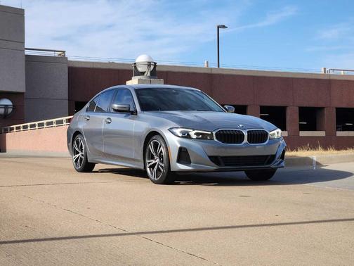 2023 BMW 330 i