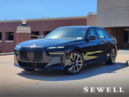 2025 BMW 760 760i xDrive