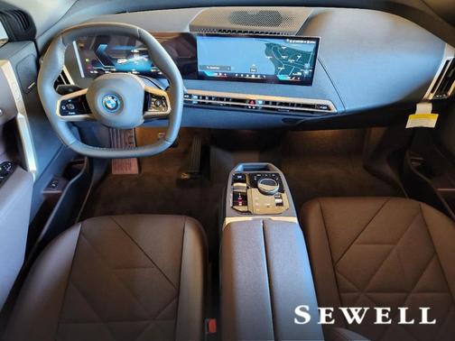 2025 BMW iX xDrive50