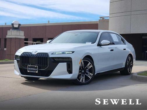 2025 BMW 760 760i xDrive