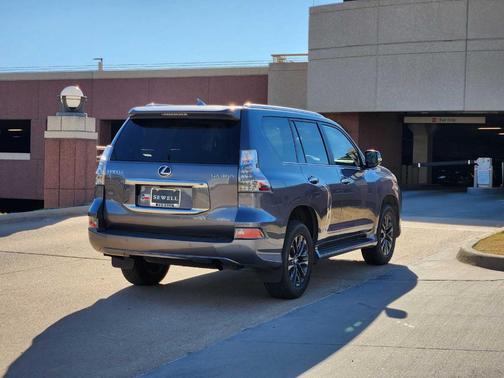 2023 Lexus GX 460 Base