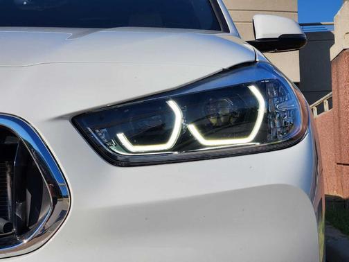2023 BMW X2 sDrive28i