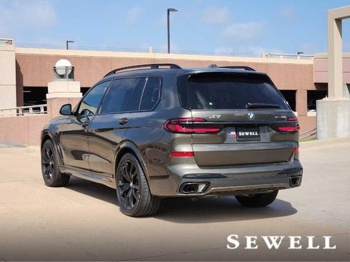 2026 BMW X7 xDrive40i