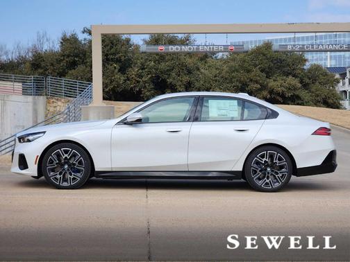 2026 BMW 530 i xDrive