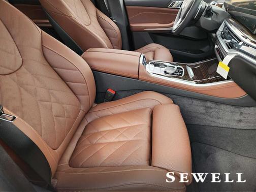 Black Sapphire Metallic 2026 BMW X5 xDrive40i