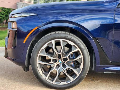 Tanzanite Blue II Metallic 2024 BMW X7 xDrive40i