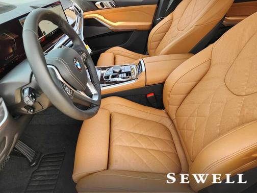 Mineral White Metallic 2026 BMW X5 sDrive40i