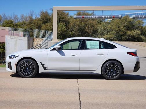 Alpine White 2026 BMW i4 Gran Coupe xDrive40