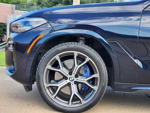 2021 BMW X6 sDrive40i