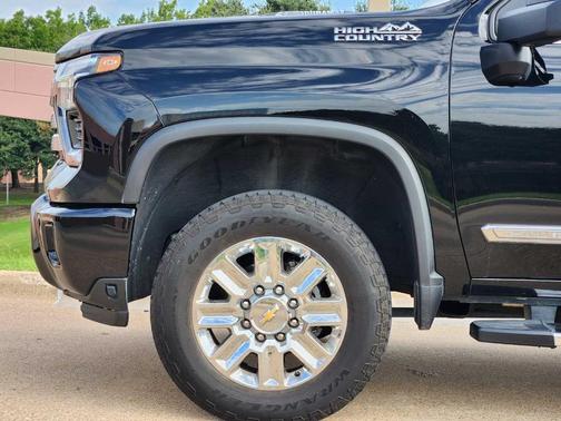 2024 Chevrolet Silverado 2500 High Country