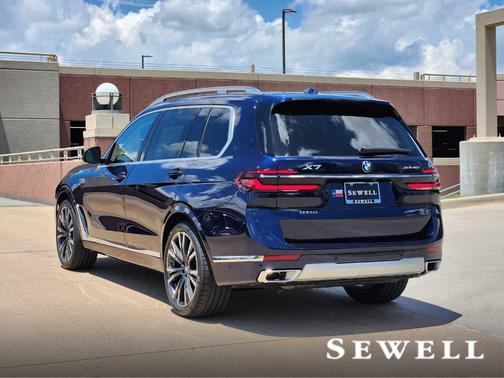 2026 BMW X7 xDrive40i