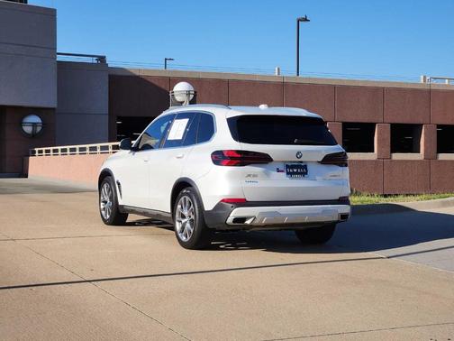 2024 BMW X5 xDrive40i