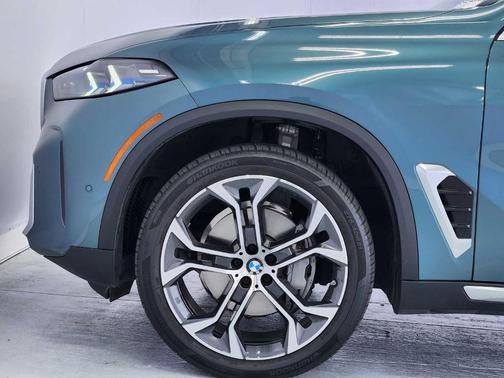 Blue Ridge Mountain Metallic 2025 BMW X5 sDrive40i