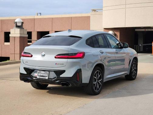 2023 BMW X4 M40i